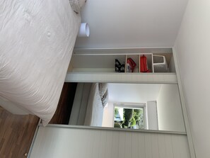 1 bedroom, WiFi, bed sheets - Bright apartment a stone's throw from the beach (Saint-Georges-de-Didonne)