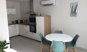 Dining - Les Poissons - Appartement T2 de 44 m2 Rénové en Plein Coeur de Sète (Sète)