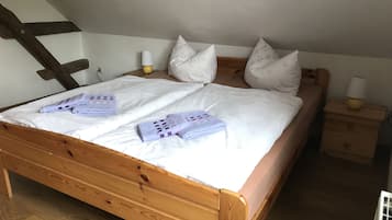 Klassiek appartement, keuken, uitzicht op tuin | 1 slaapkamer