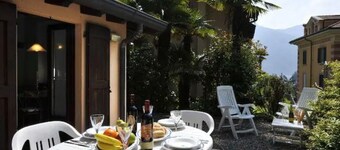 Cosy Cottage Florines  2 minutes walk from lake front in Lenno.