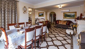 Property amenity - Imagine Renting Your Own 5 Star Private Cyprus Villa on the Beach, Paphos Villa 1410 (Ayia Marina Chrysochous)