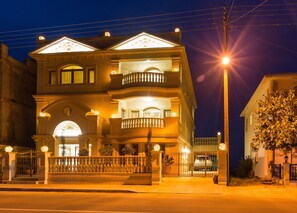 Villa (Multiple Bedrooms) | Ausstattung der Unterkunft