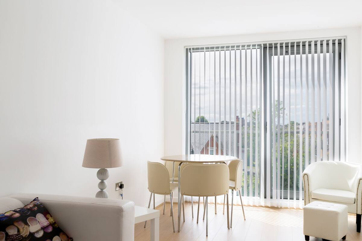 Two-Bedroom Goldington Apartment (Flat 58) | Living area | Flat-screen TV