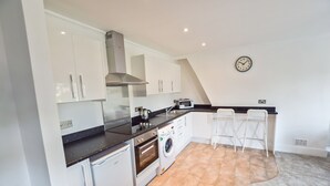 Unclassified image, 5 of 45, button - PRIORY TERRACE (Bedford)