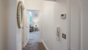 Unclassified image, 2 of 45, button - PRIORY TERRACE (Bedford)