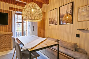 Dining - Luderna - Apartamento con jardín Montardo (Arties)