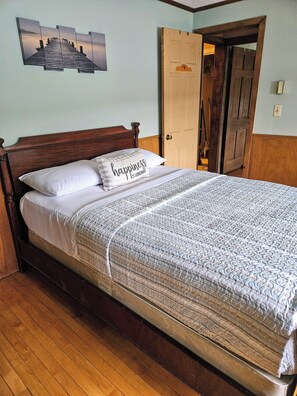3 chambres, fer et planche à repasser, Wi-Fi gratuit, draps fournis