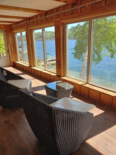 Beautiful Lake Winnipesaukee Waterfront!