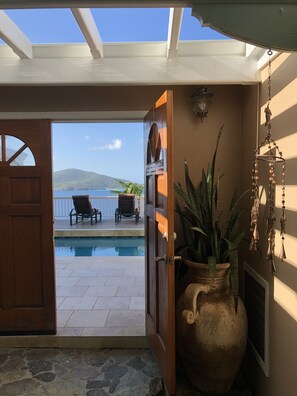 Piscina all'aperto, una piscina riscaldata