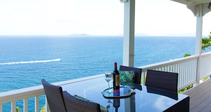 "Seaside Serenity at Moonlight Villa: Experience Spectacular Ocean Views!"