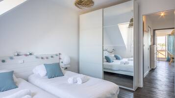 1 bedroom, iron/ironing board, free WiFi, bed sheets