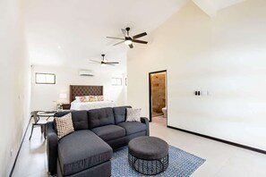 4 bedrooms, iron/ironing board, travel cot, free WiFi