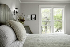 6 bedrooms, iron/ironing board, travel crib, WiFi