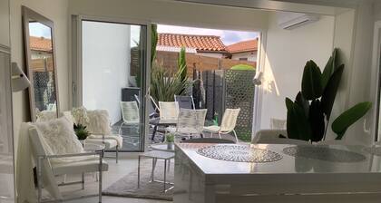 MAISON LITTLE WHITE HOUSE