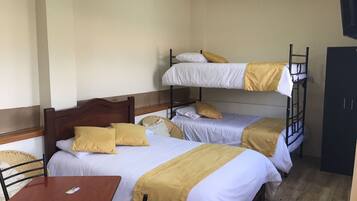 Deluxe Triple Room | Free WiFi