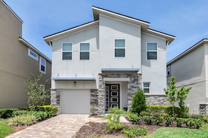 Exterior - VALUE! Family Friendly Fun! Splash Pool! Resort Near Disney! (Kissimmee)