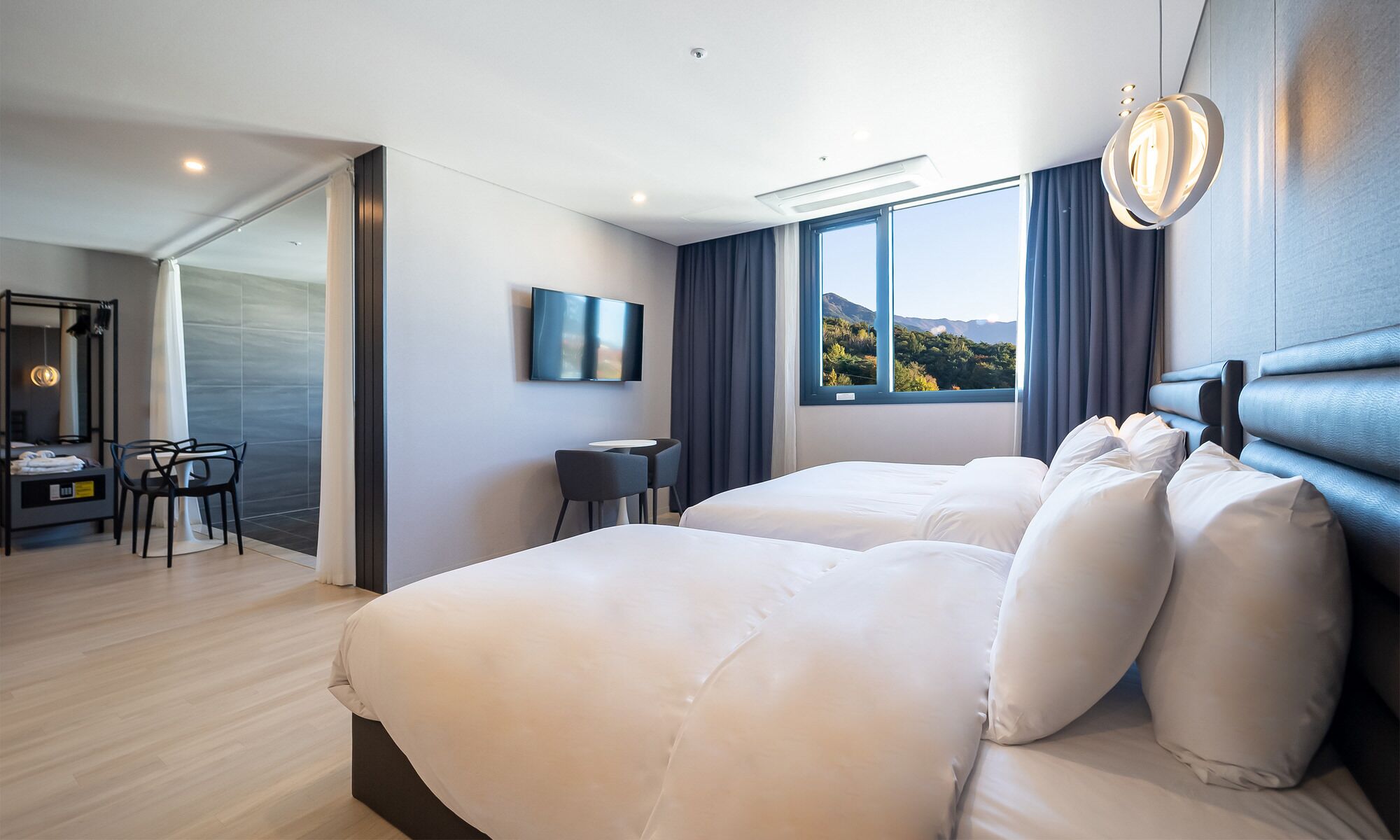Premier | Living room