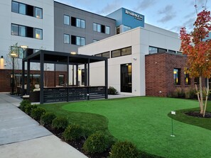 BBQ/picnic area - Residence Inn by Marriott Columbus Airport (Columbus)