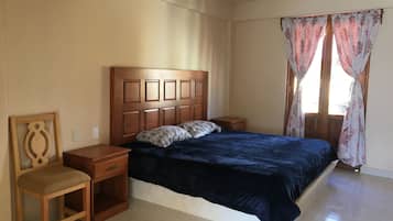 Memory foam beds, free WiFi, bed sheets