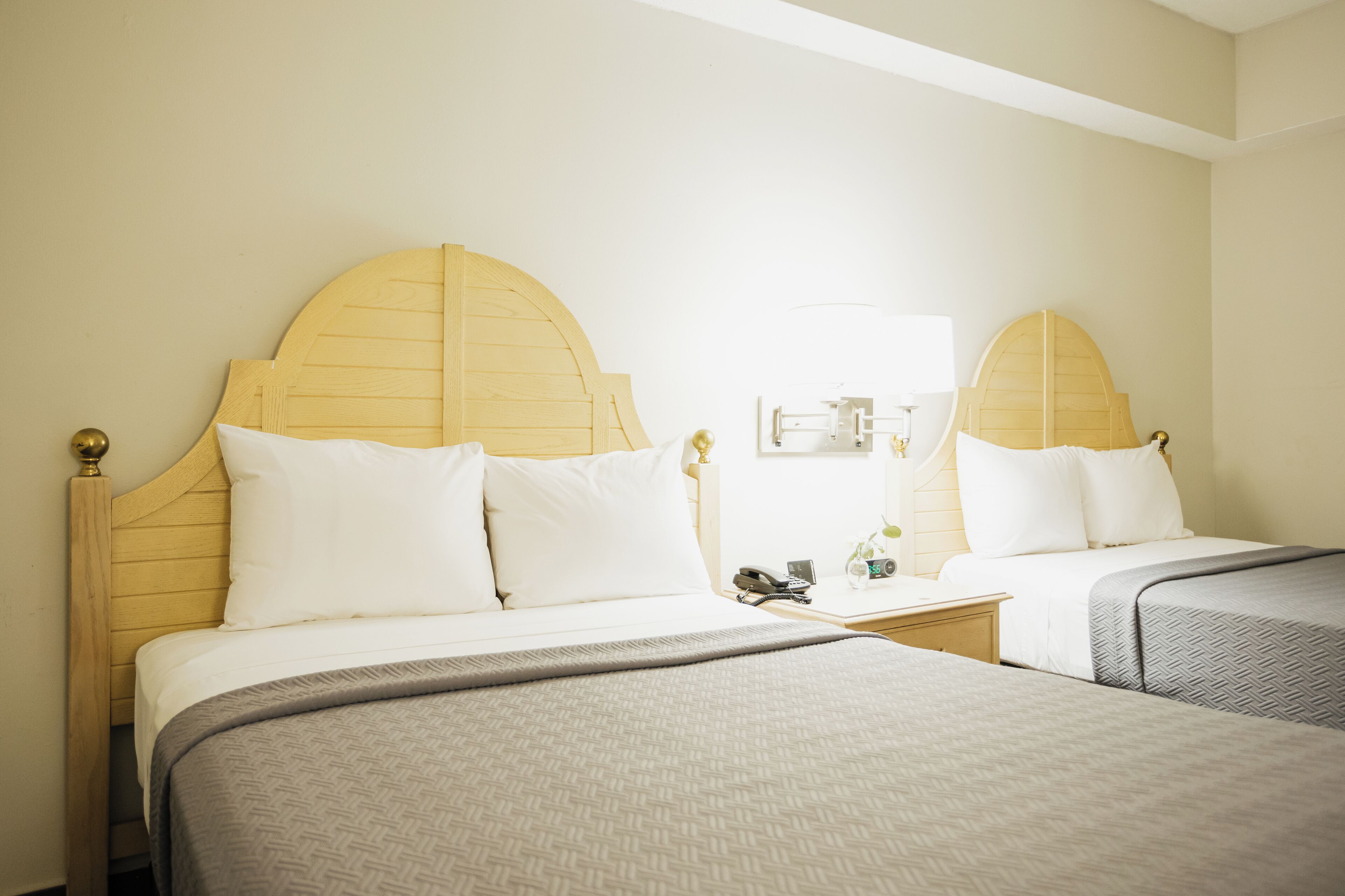 Desk, laptop workspace, iron/ironing board, free WiFi