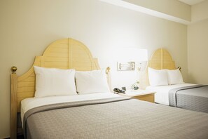 Desk, laptop workspace, iron/ironing board, free WiFi