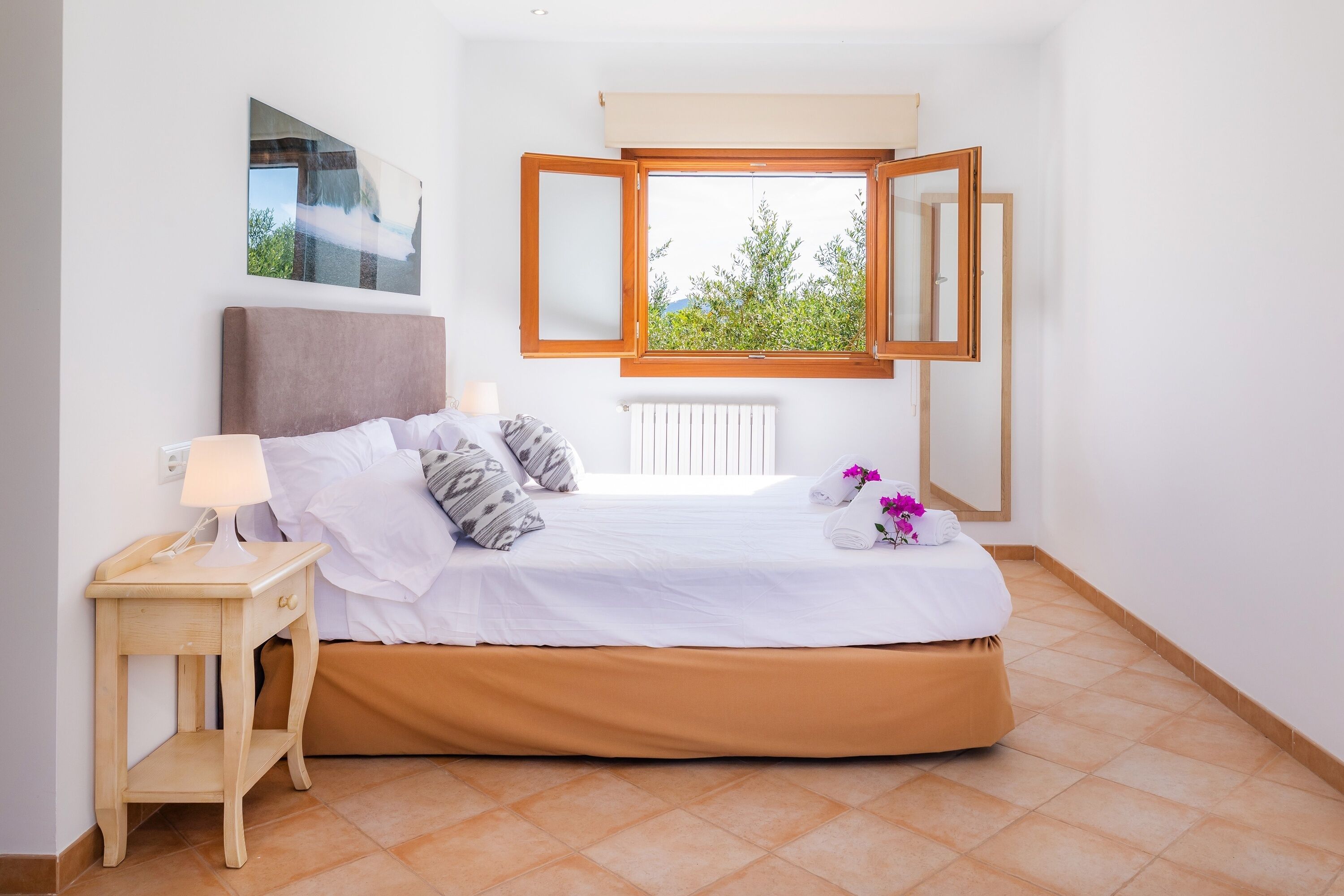 2 chambres, fer et planche à repasser, Wi-Fi gratuit, draps fournis