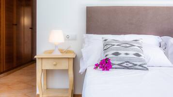 2 chambres, fer et planche Ă repasser, Wi-Fi gratuit, draps fournis