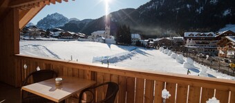 3-Zimmer Ferienwohnung Erta mit Bergblick, WLAN & Terrasse