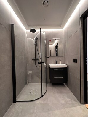 Superior Double Room | Bilik Mandi
