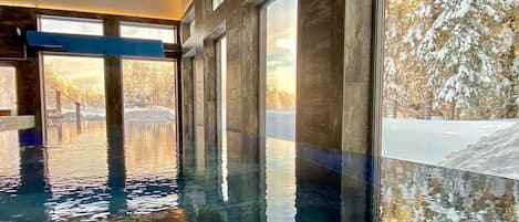 Indoor pool, outdoor pool