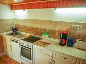 Réfrigérateur, micro-ondes, four, lave-vaisselle