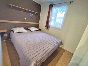 2 chambres, fer et planche à repasser, Wi-Fi