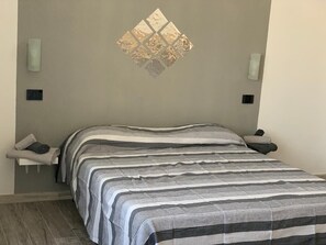 3 makuuhuonetta, silitysrauta/-lauta, Wi-Fi