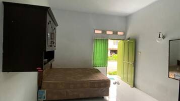 Standard Double Room | Free WiFi
