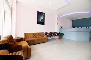 Lobby - The Aurora Inn Lembang (Lembang)