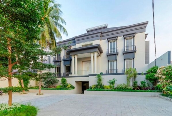 Exterior - Home 899 Patal Senayan (Jakarta)