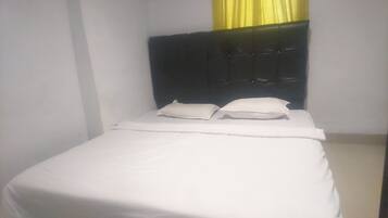 Laptop workspace, free WiFi, bed sheets