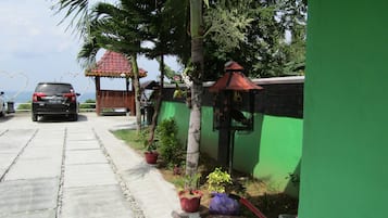 Free self parking