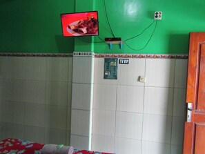 经济客房 | 办公桌、免费 WiFi、床单