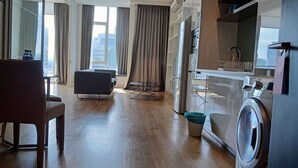 Unclassified image, 4 of 14, button - The Platinum Suites By Whitfield (Kuala Lumpur)