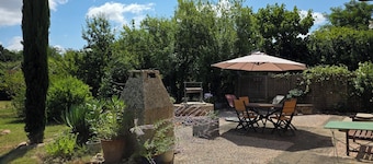 Charming little cottage located 7km from the episcopal city of Albi.