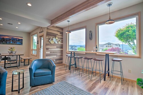 Lake Chelan Home in Private Community w/ Lake View