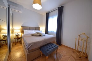 Villa, 3 Schlafzimmer, eigener Pool, Poolblick | 3 Schlafzimmer, Bettwäsche