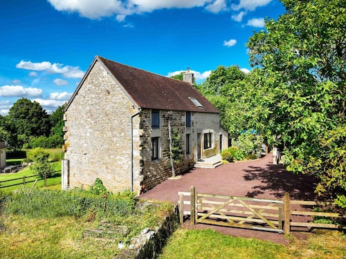 Charmante maison avec jardin et Wifi inclus