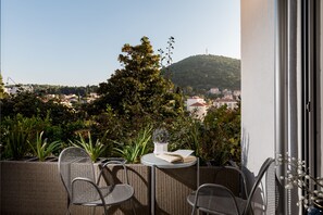 Apartment (One-Bedroom Apartment) | Balcony - Apartment Romantika (Dubrovnik)