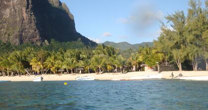 Endless Beauty Sea views Kiting Hiking Beaches Romance