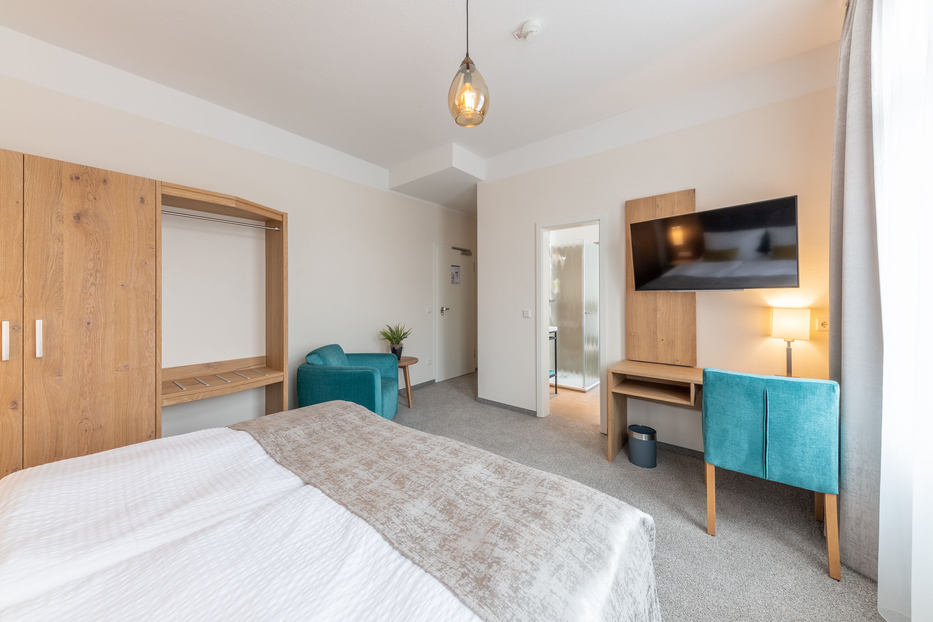 superior double room | soundproofing, free wifi, bed sheets
