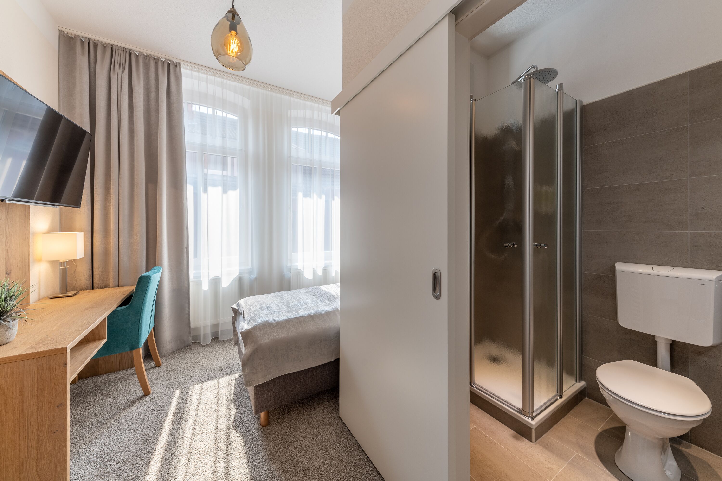 standard single room | soundproofing, free wifi, bed sheets