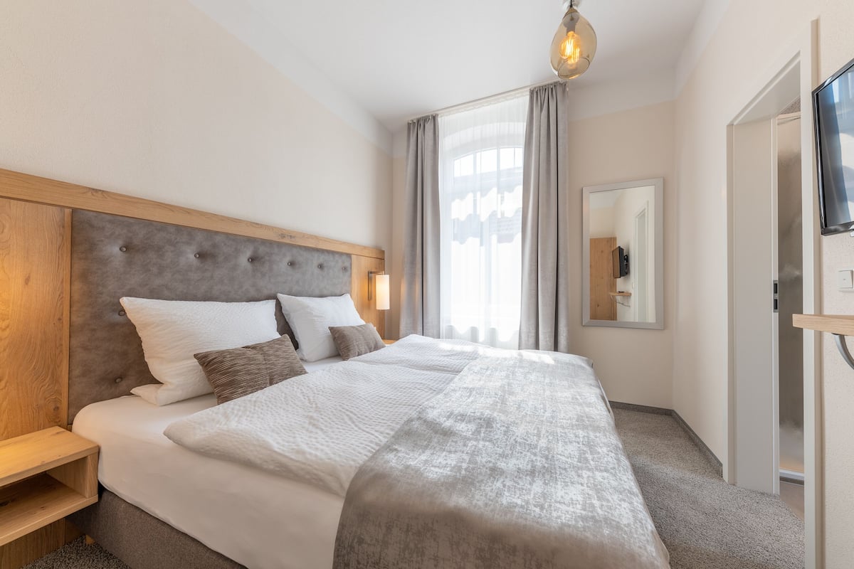 Standard Double Room | Soundproofing, free WiFi, bed sheets