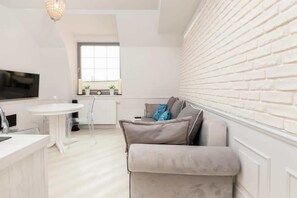 TV - Tartaczna 2 | Stylish Studio | Old Town Gdansk (Gdansk)